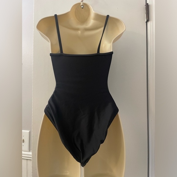 La Blanca by Rob Beattie Black One-Piece Bathing Suit, Lace Front Closure Size 6 - Picture 5 of 7